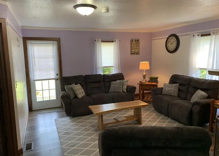 Peaceful Meadows Holiday home *